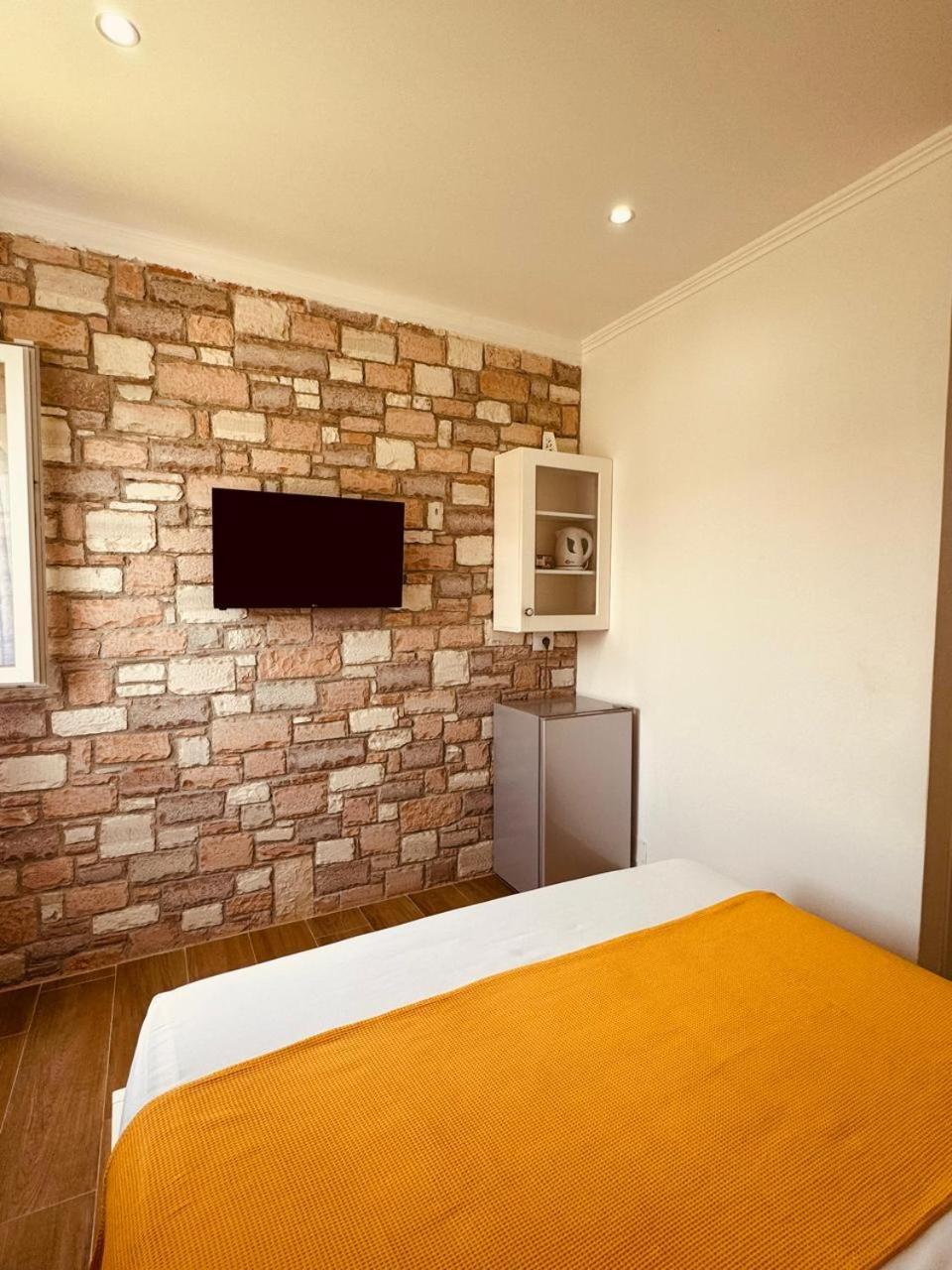 Orfeu Apartments Ksamil Extérieur photo