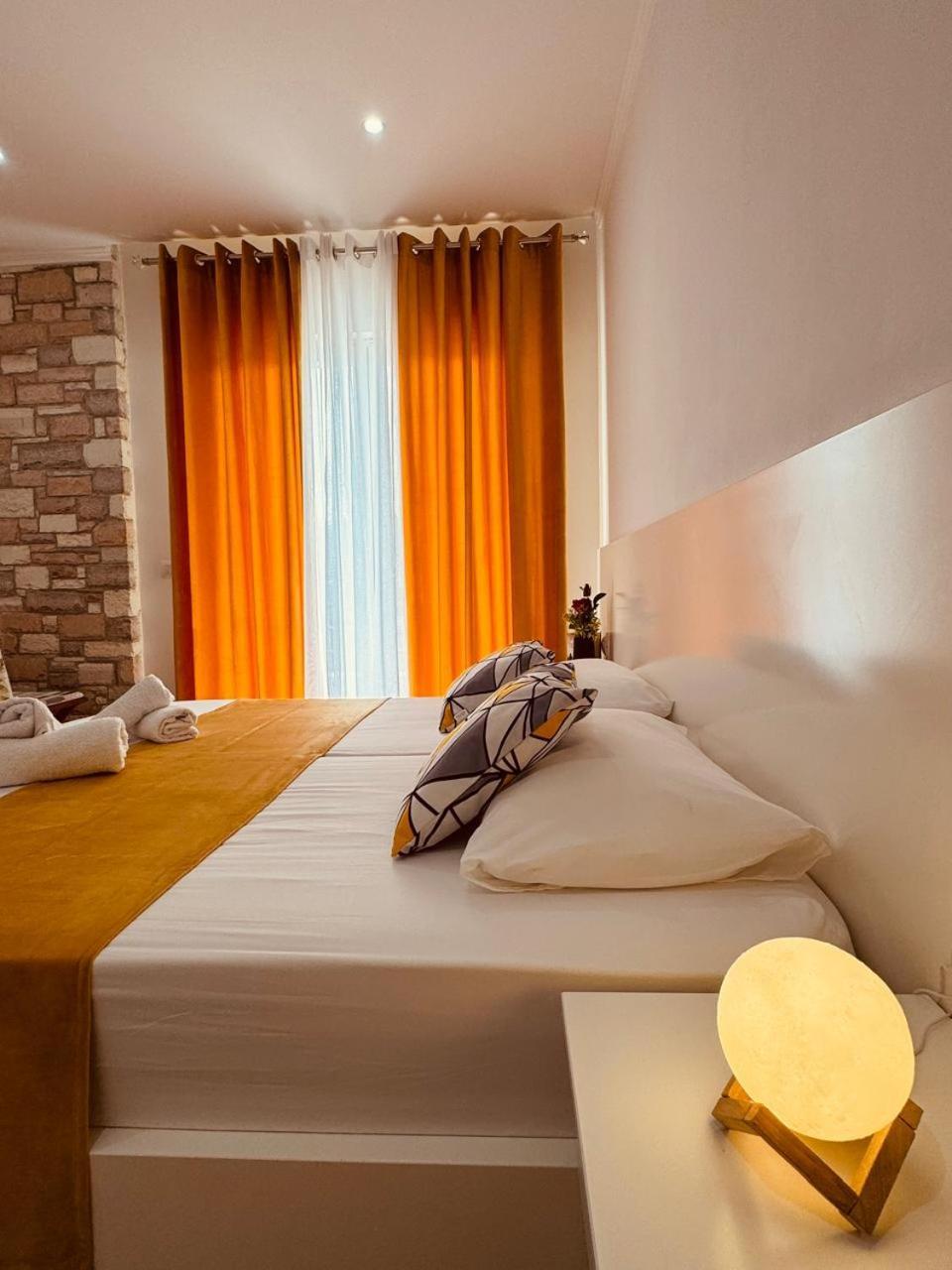 Orfeu Apartments Ksamil Extérieur photo